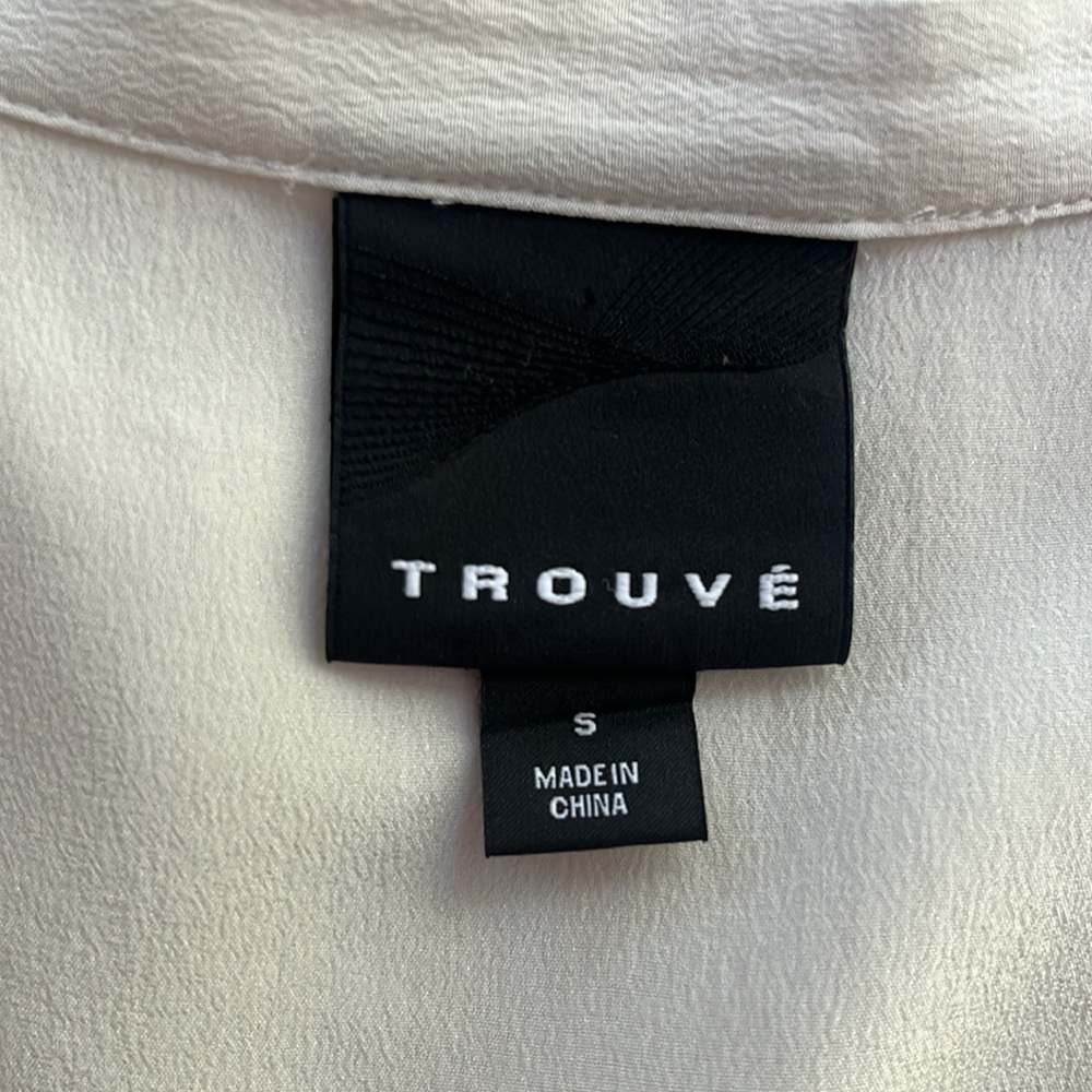 🌻 Nordstrom Trouve Silk Women's Off-White V-Neck 100% Long Sleeve Button Down - Picture 11 of 12